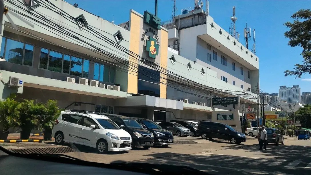 tampak depan rs hermina